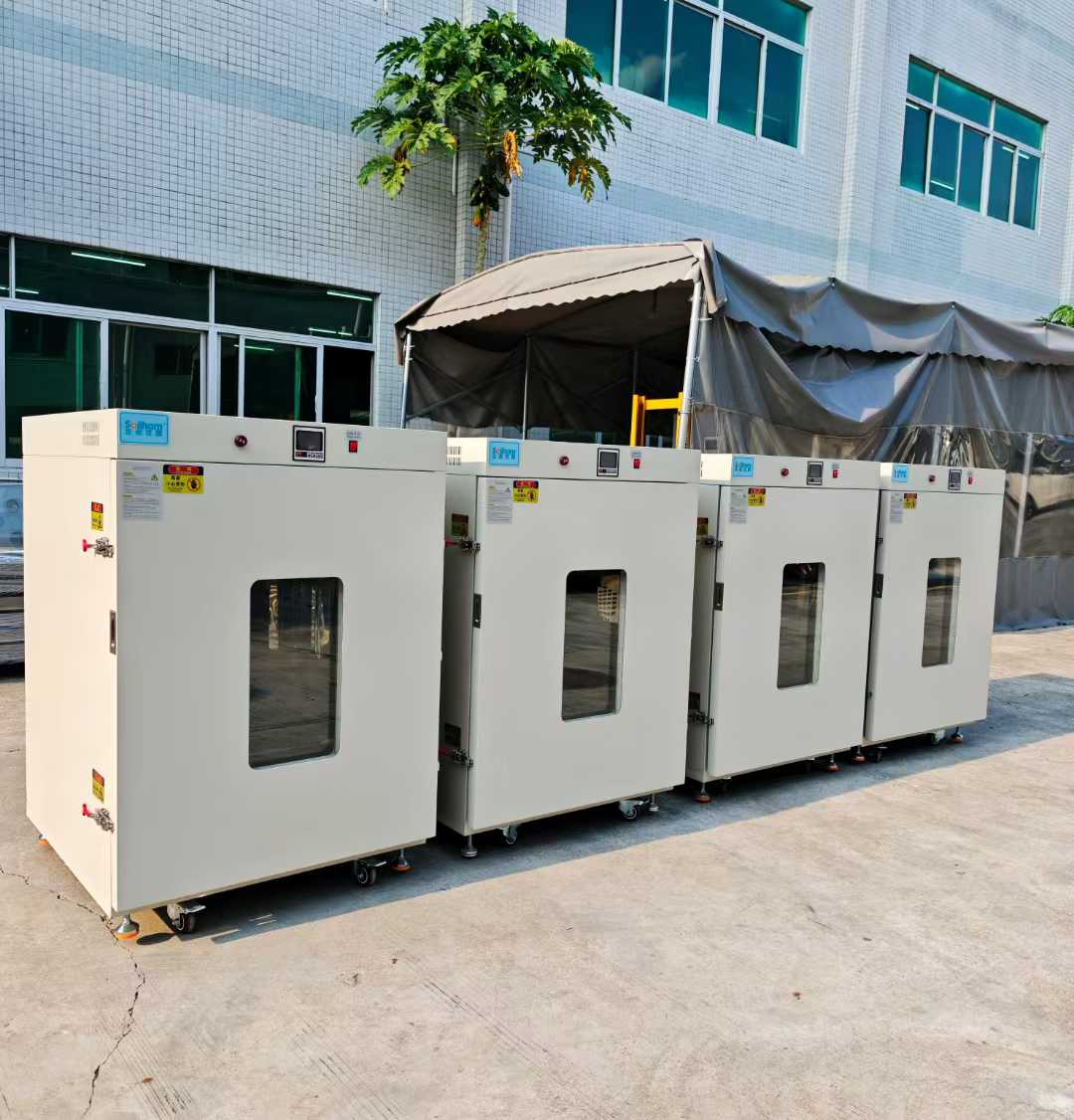 （640L高溫試驗箱(300℃)）